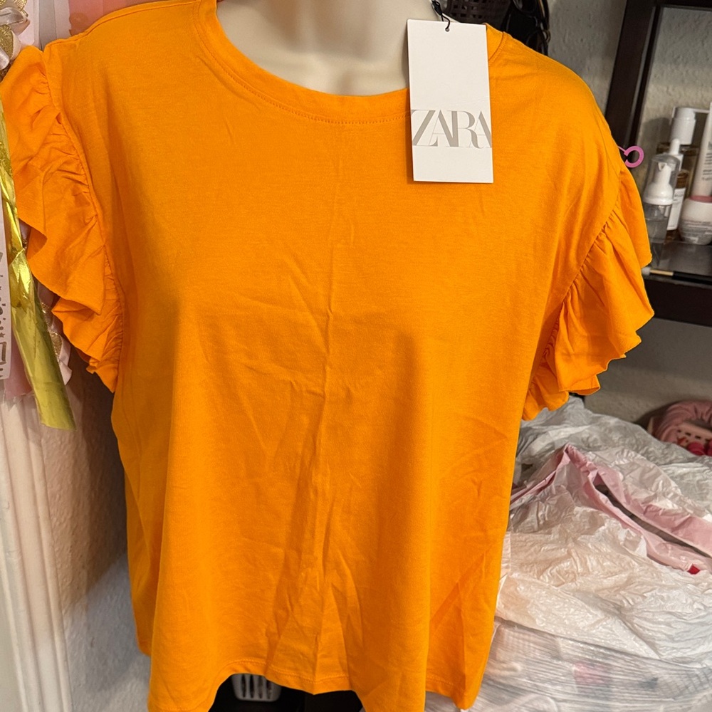 Zara Women's Vibrant Orange Short Sleeve Top